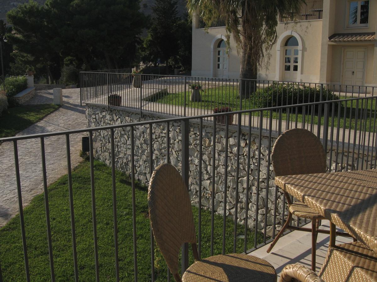 Villa Keratea Gela Exteriér fotografie